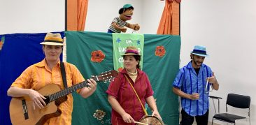 Peça de teatro marca último encontro do ano das famílias acolhedoras
